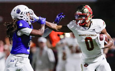 IMG Academy (FL) outlasts No. 1 Bergen Catholic in battle of .
